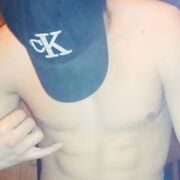 Kwowhwwh