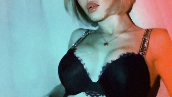 kiss Me